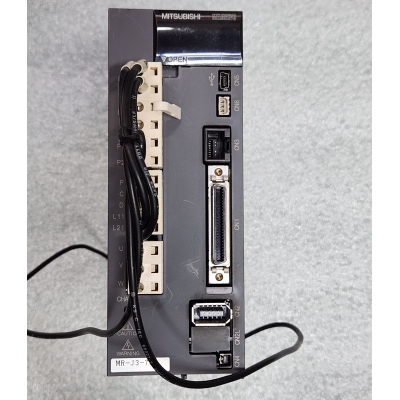 MR-J3-70A 실사용품 700W 이미지