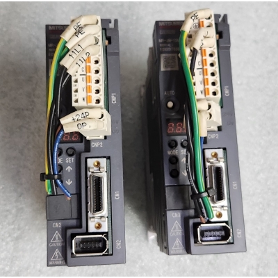 MR-JN-10A  실사용품 100W 이미지